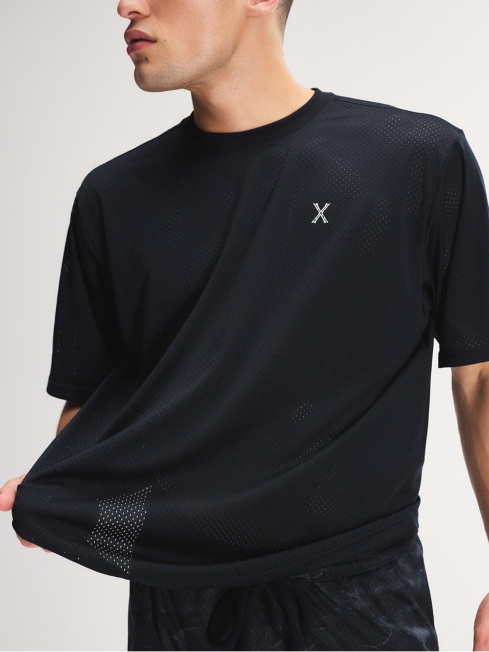 NWT [Savage X Fenty] Mesh City Baller Black Short-Sleeve #18 Jersey Men’s M - Picture 4 of 11